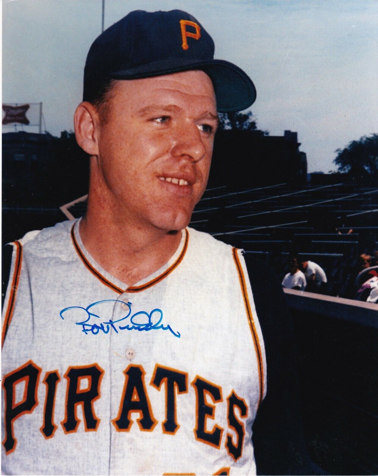 BOB PRIDDY PITTSBURGH PIRATES ACTION SIGNED 8x10