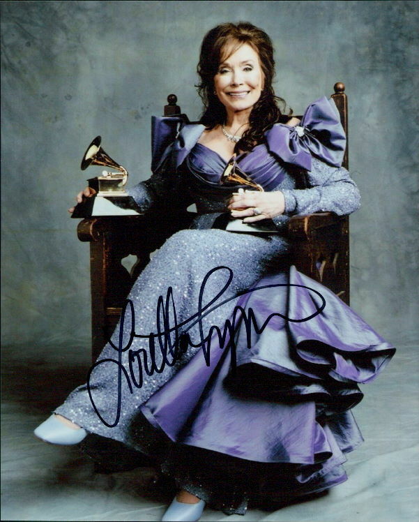 Loretta Lynn in-person signed 8x10 Photo Poster painting