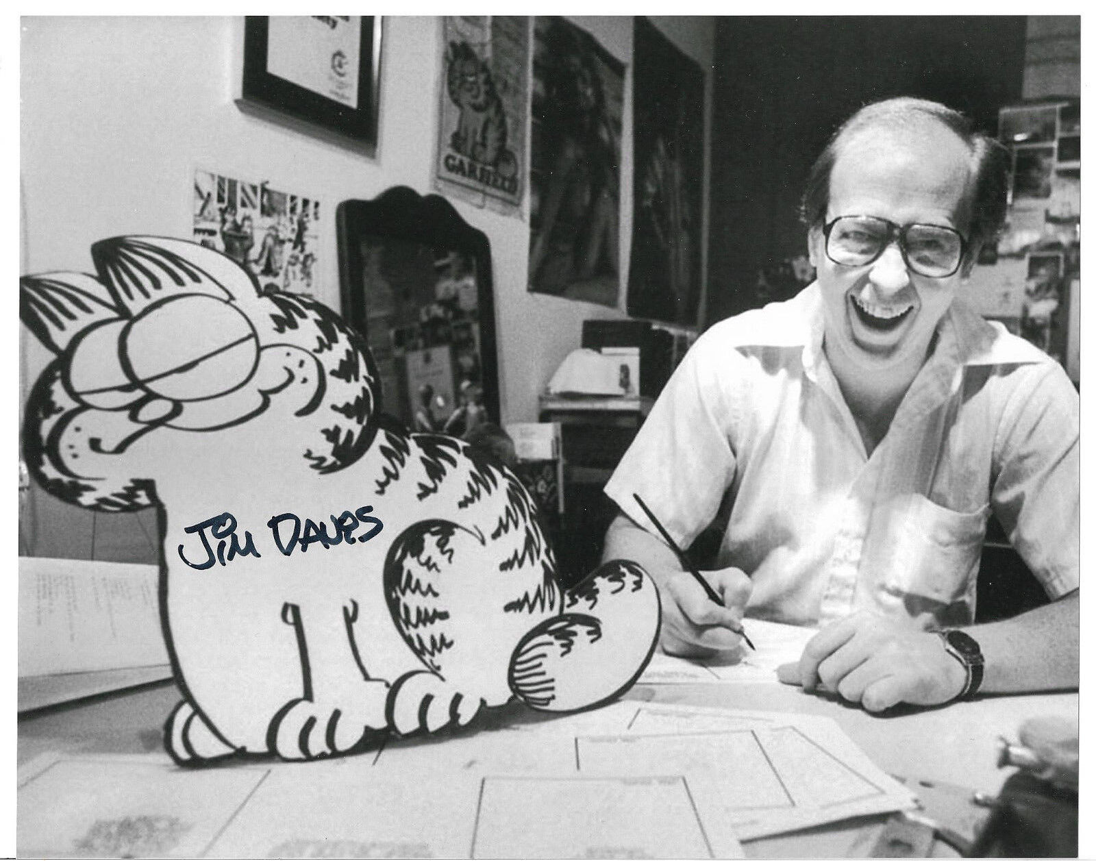 Jim Davis Authentic Signed 8x10 Photo Poster painting Autographed, Creator of Garfield