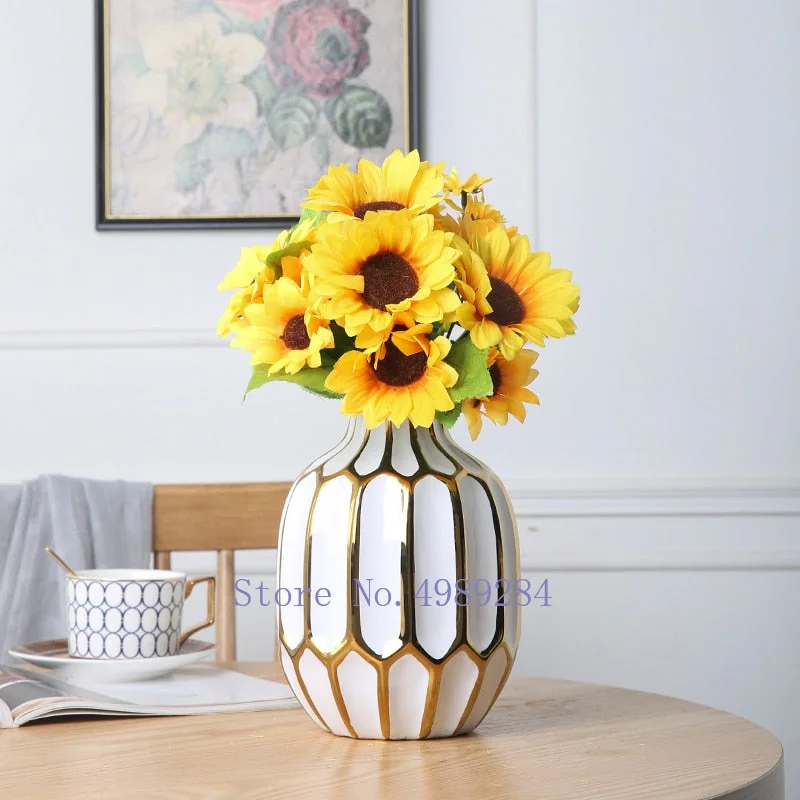 Nordic Creative ceramics vase Golden flower vase Modern home living room Flower arrangement accessories Decorative ornaments