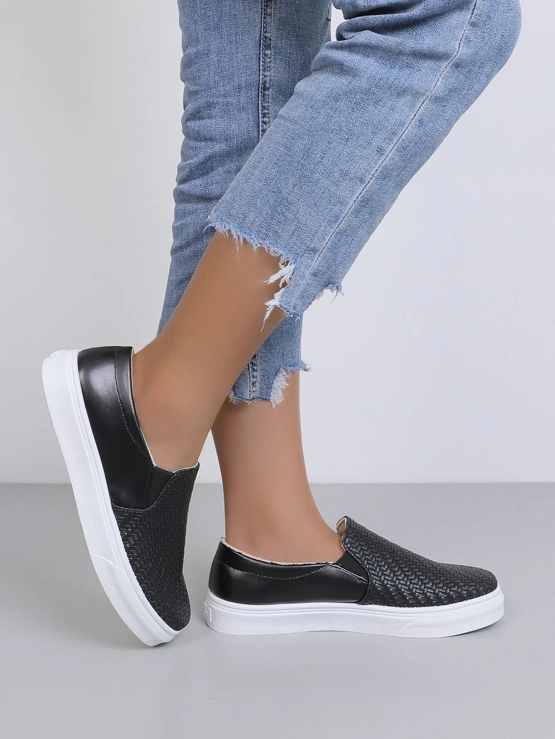 Back to college 2022 Summer Women Women's Sneakers Slip On Shoes Lightweight Flat Women's Sports Shoes Plus Size Loafers Footwear