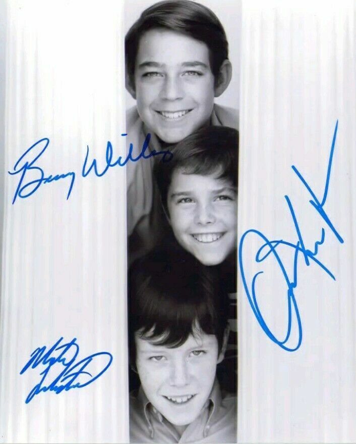 Barry Williams / Knight Autographed Signed 8x10 Photo Poster painting (Brady Bunch) REPRINT