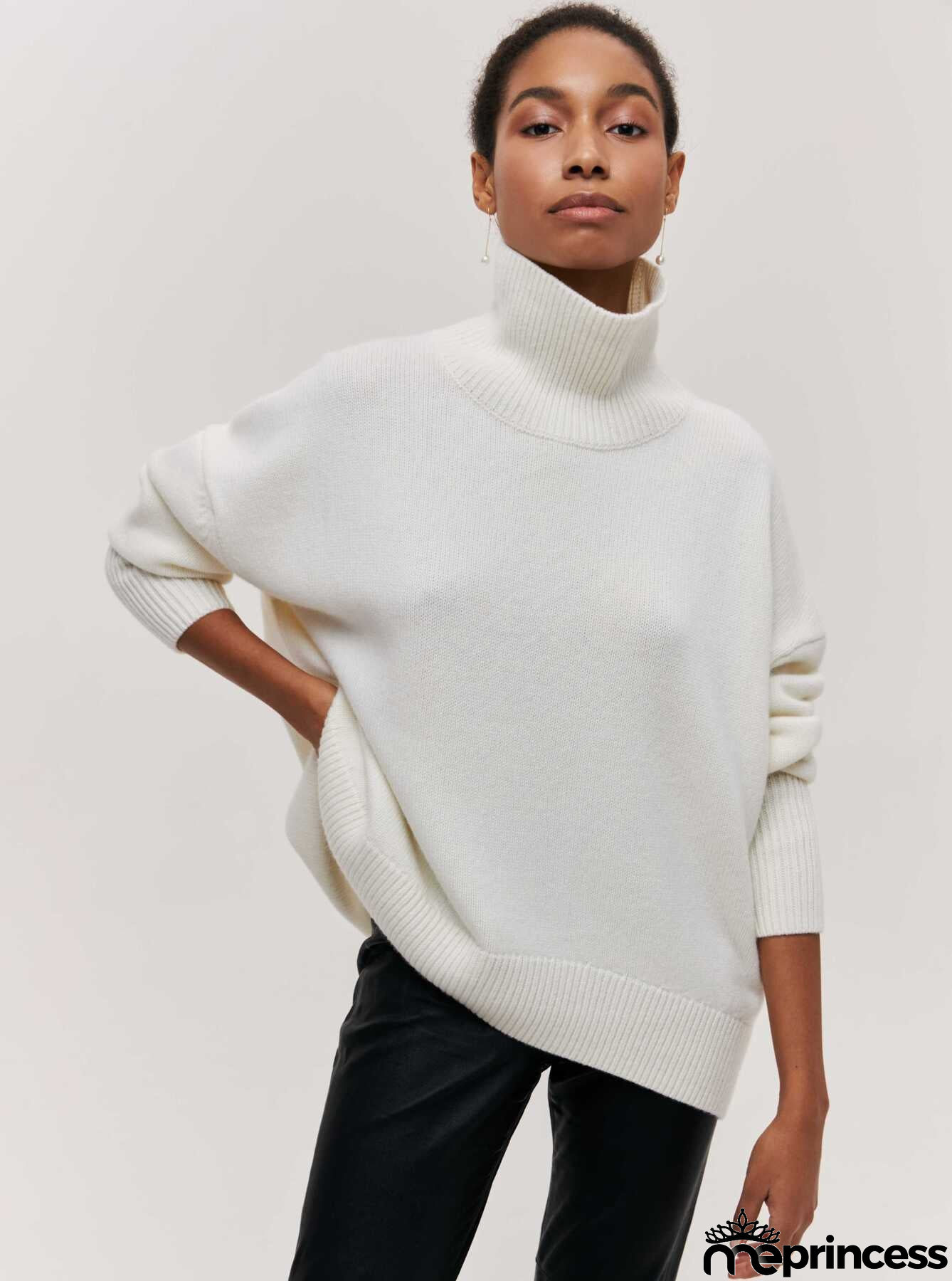 Fashionable and Minimalist general Sweater