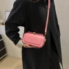 Mini sac à bandoulière carré de couleur unie pour femme