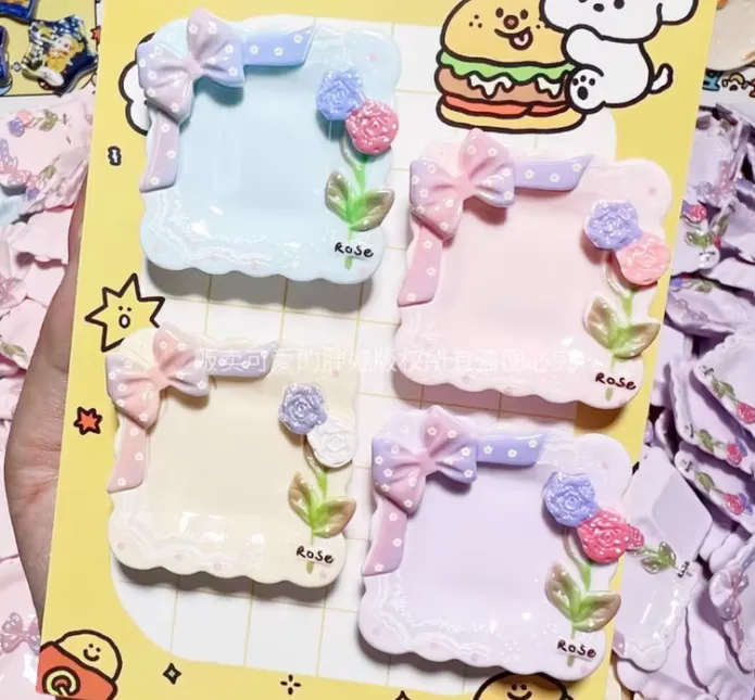Square Bow Rose Plate