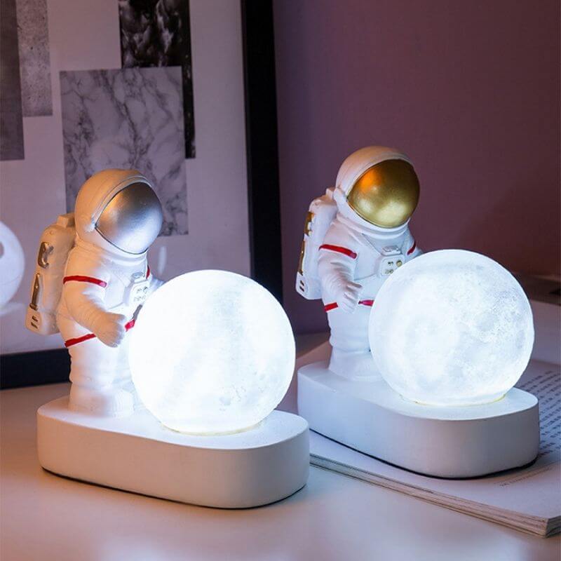 Astronaut Night Light