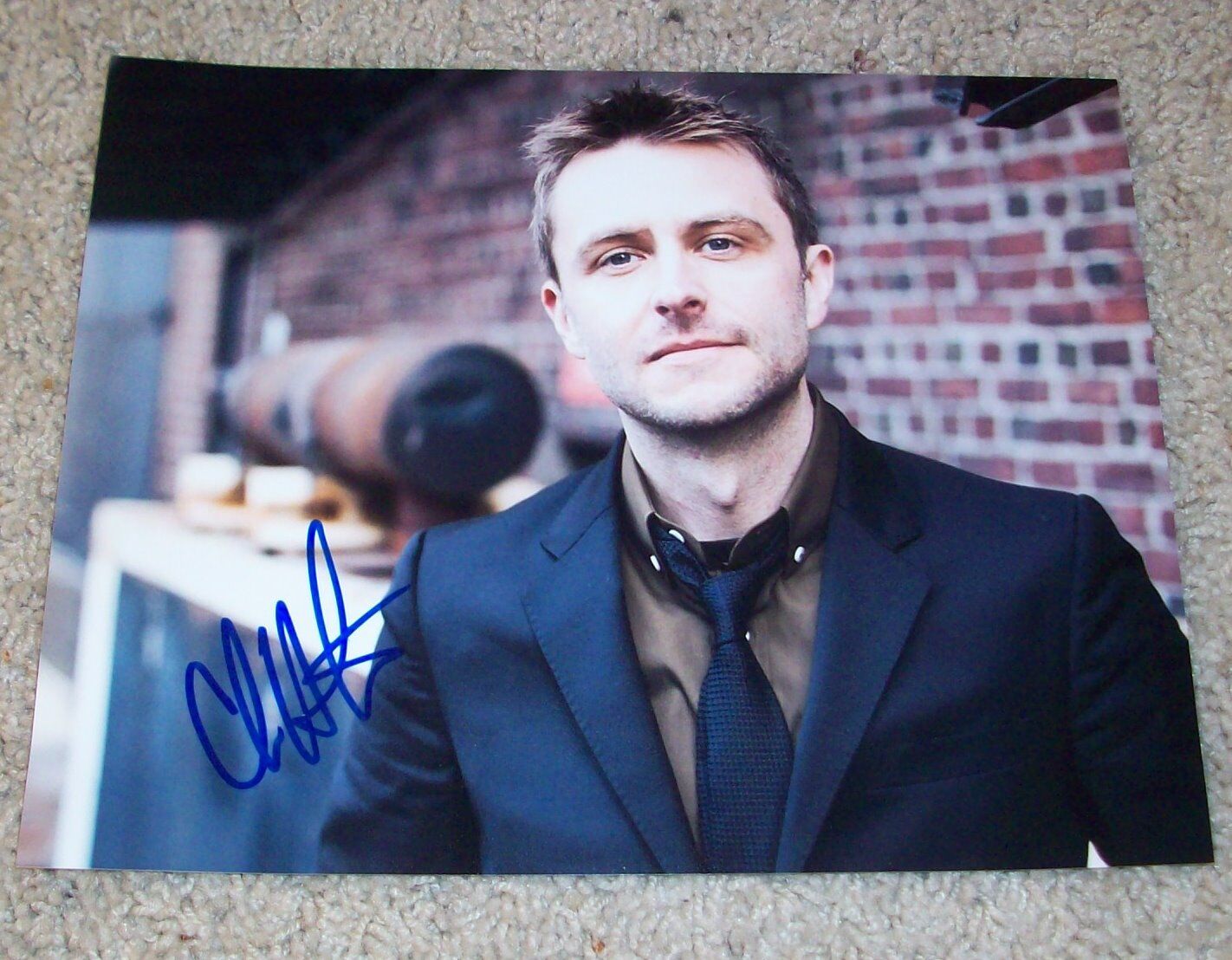 CHRIS HARDWICK SIGNED TALKING DEAD 8x10 Photo Poster painting C THE WALKING DEAD BREAKING BAD