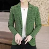 Fashionable and casual plaid British suit jacket