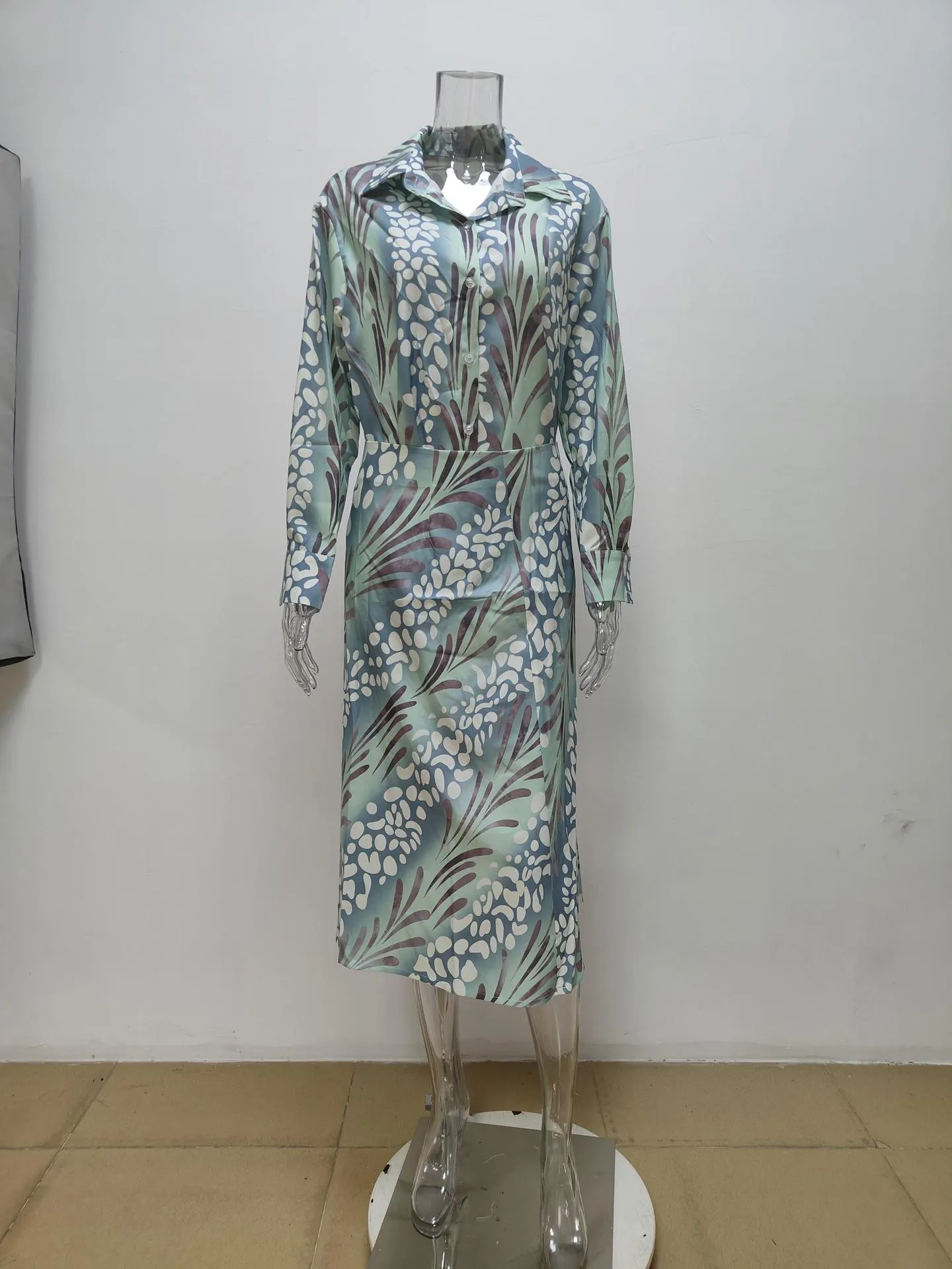 Summer Arrival Women Printed Elegant Collared Long Sleeve Shirt High Waisted Skirt Set