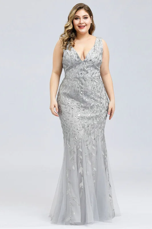 silver sequins v-neck sleeveless mermaid plus size prom dress