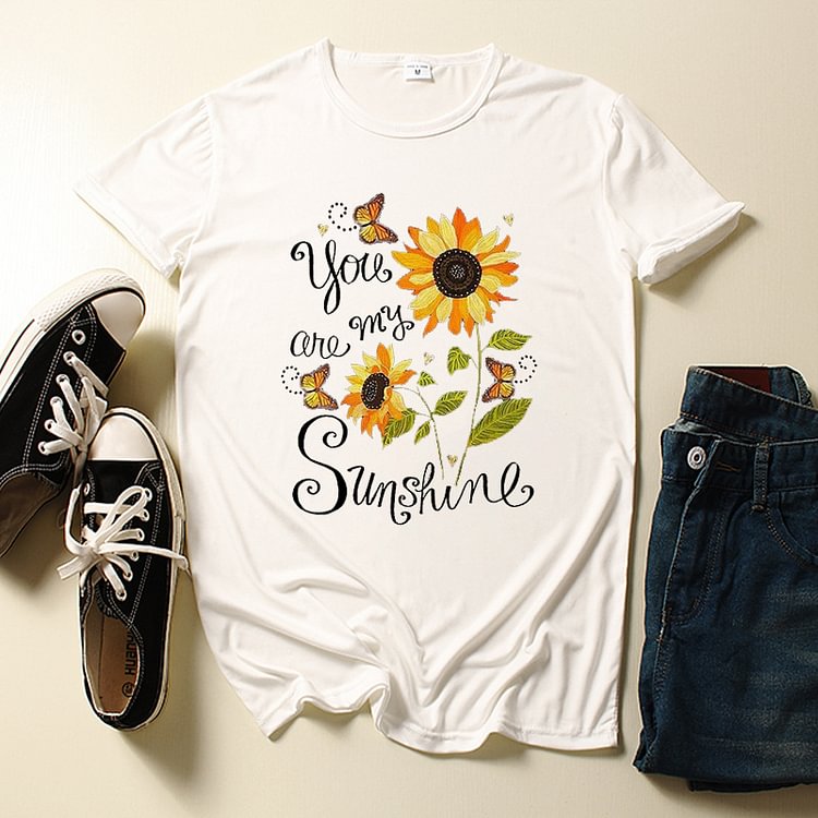 Butterfly Sunflower Print Short Sleeve T-Shirt