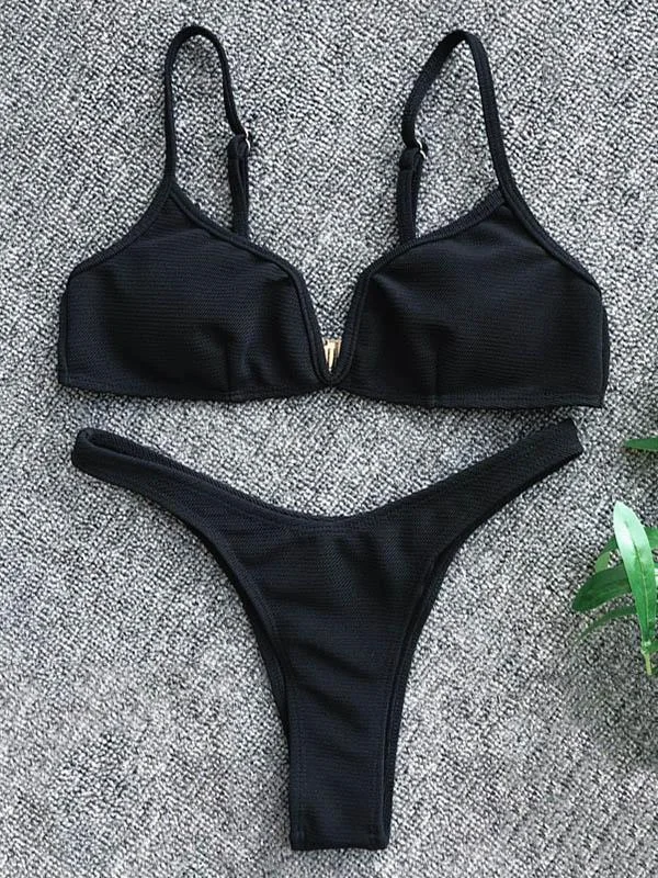 V-Neck Solid Color Split Bikini Swimsuit