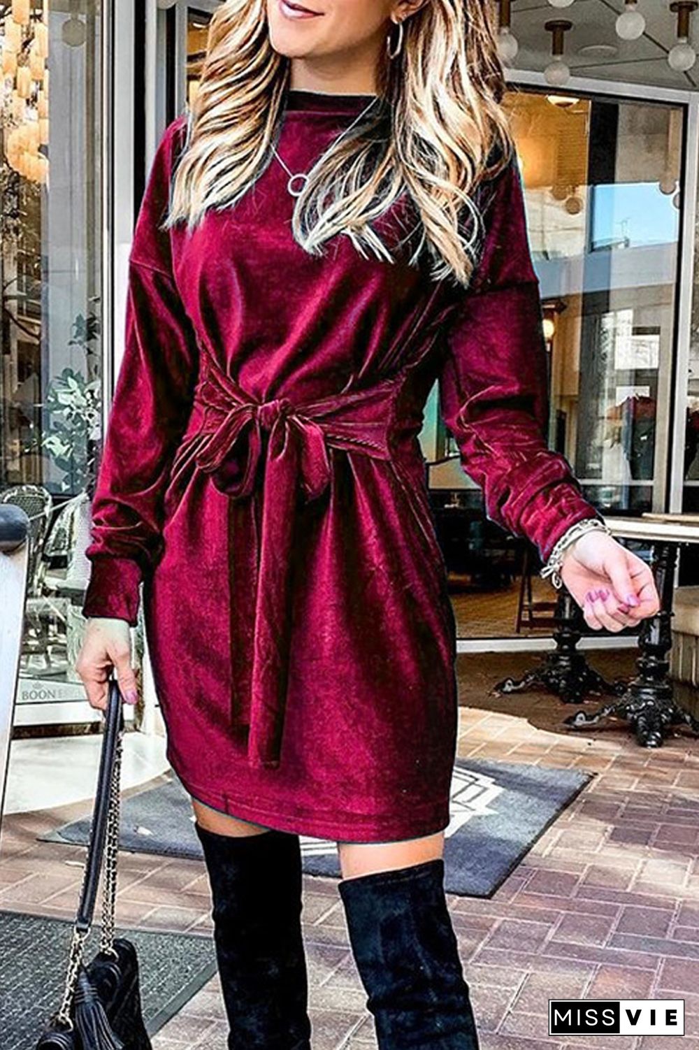 Pleuche Round Neck Dress(With Belt)