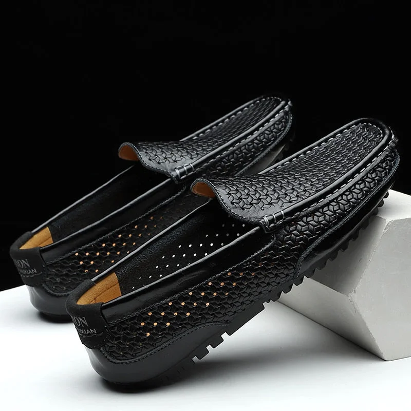 Italian Men Casual Shoes Luxury Brand Genuine Leather Mens Loafers Moccasins Soft Breathable Slip on Boat Shoes Plus Size 37-47