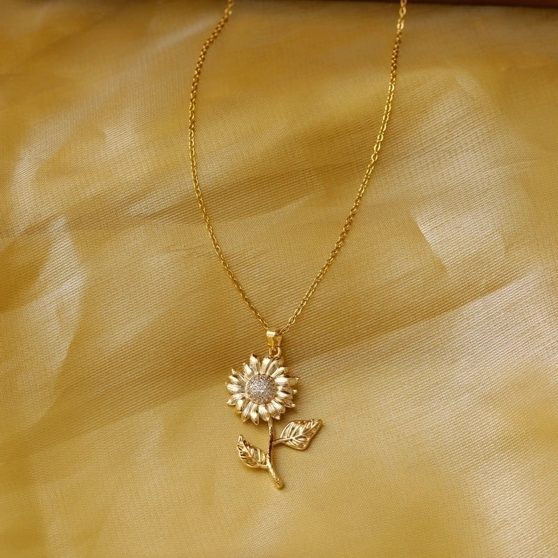 Sweet Commute Sunflower Heart Shape 304 Stainless Steel Zircon 16K Gold Plated 18K Gold Plated Stainless Steel Necklaces