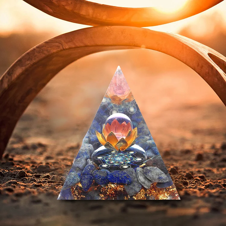 Crystals Epoxy Resin Orgonite Pyramid Energy Generator Healing Ornament (C)