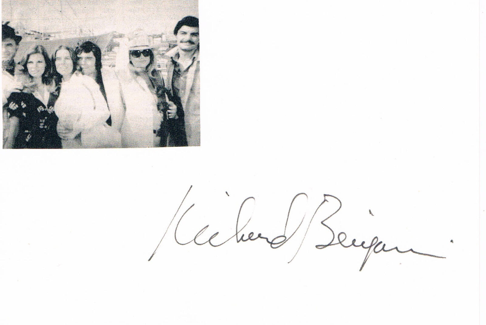 Richard Benjamin 1938- autograph signed card 4x6