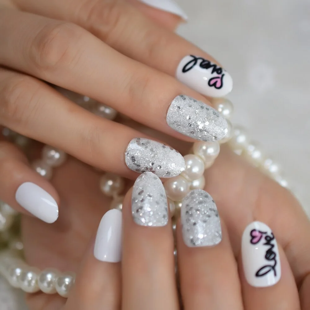 Sweet Heart Fake Nails Glam Fantasy Special Glitter Mix Oval Short Acrylic Artificial Nail Art Tips White Color Manicure Tips-Nail Inspo