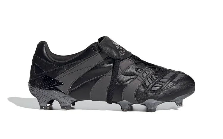 Adidas Predator Accelerator FG - Black Out 'Eternal Class'