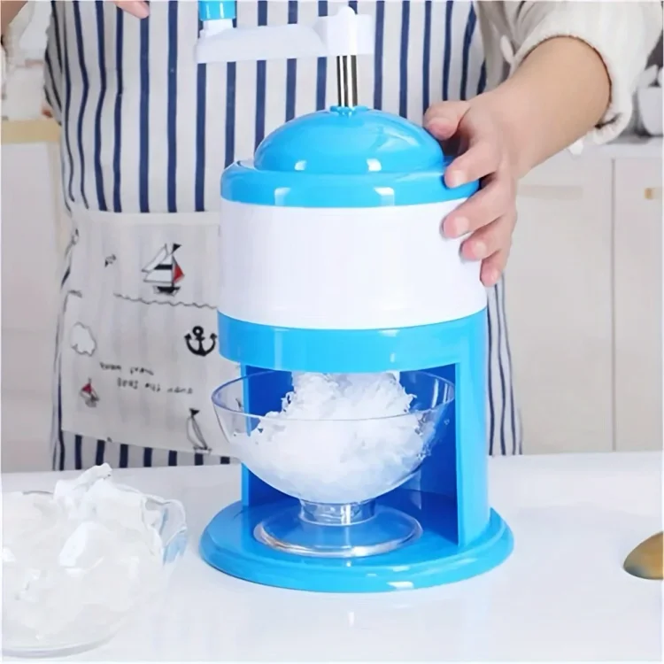 Summer Kitchen Gadgets Ice Maker