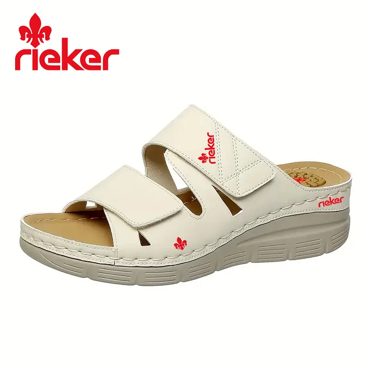 Masážne sandále Rieker na platforme