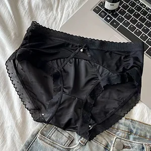 Sexy lace seamless mulberry silk briefs