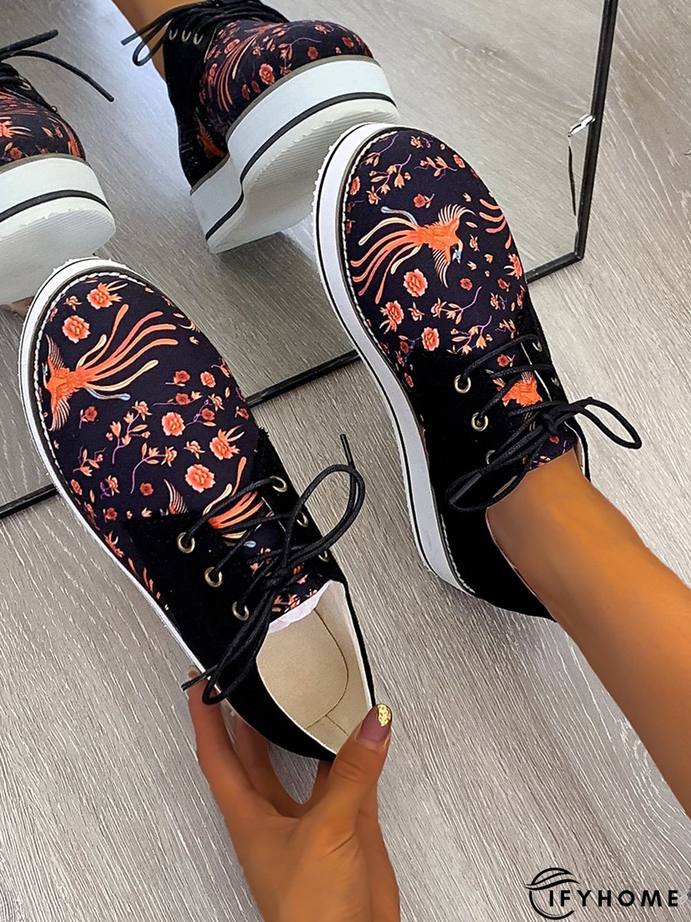 Floral Printed Patchwork Lace Up Shoes | IFYHOME