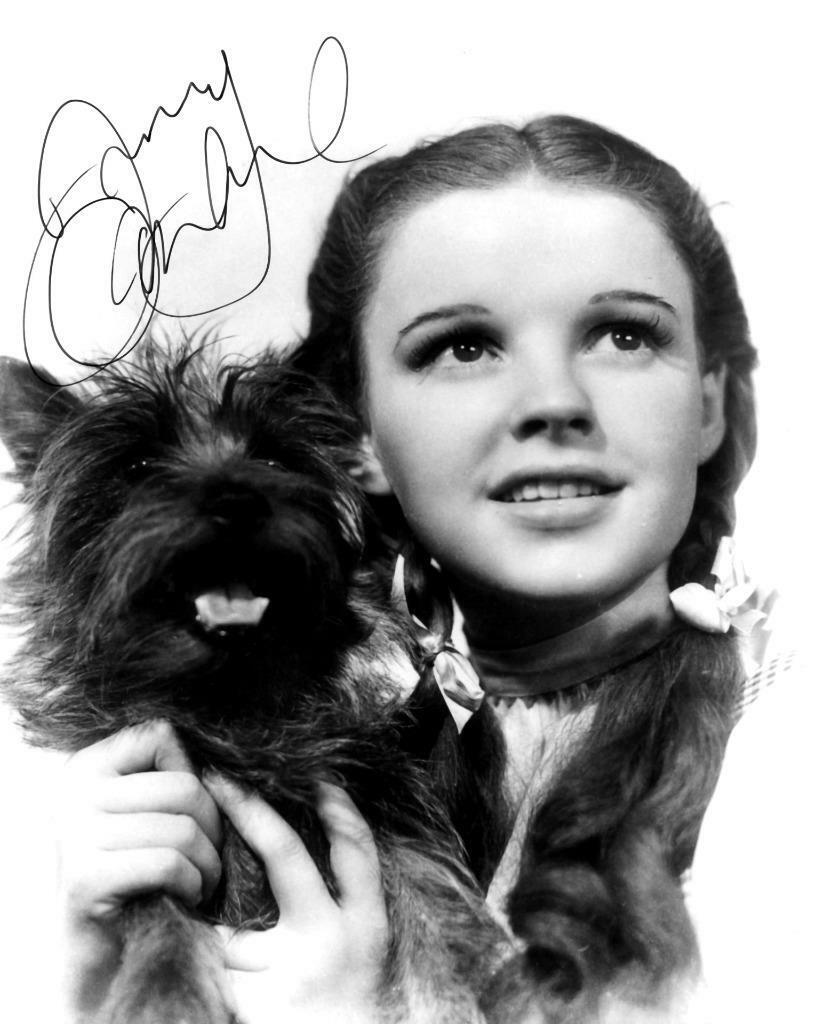 JUDY GARLAND SIGNED AUTOGRAPHED 10 X 8