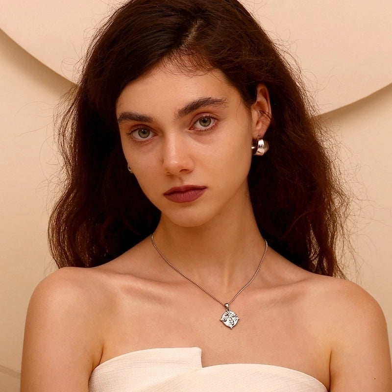 Casual IG Style Geometric Sun Gesture Titanium Steel Zircon 18K Gold Plated Inlay Pendant Necklace