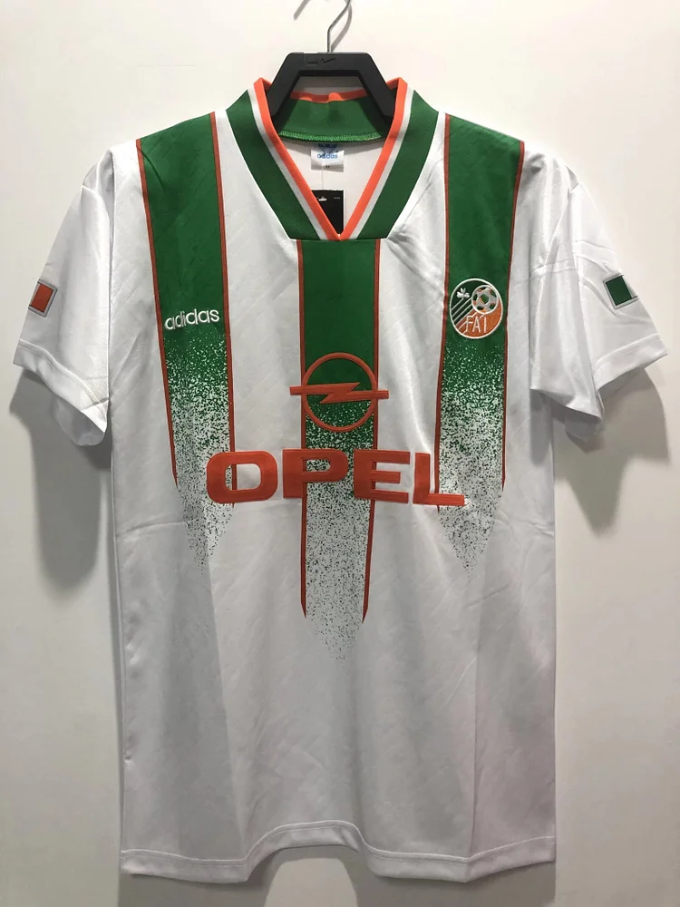 1994 vintage Ireland away jersey with advertising