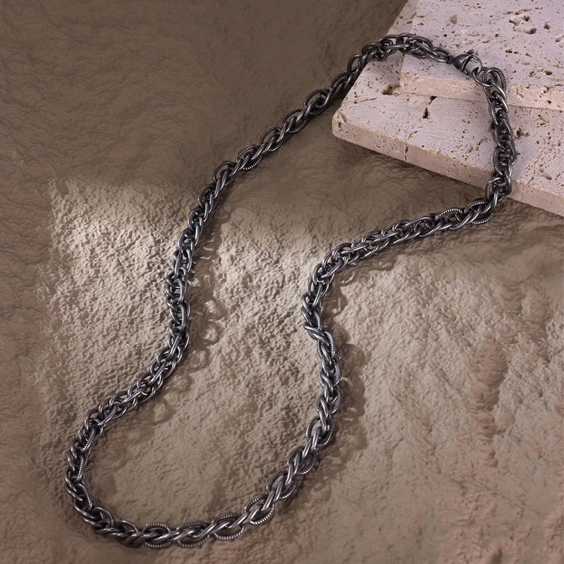 A Retro Black Snake Pattern Stainless Steel Hip Hop Thick Hemp Flowers Chain Necklace