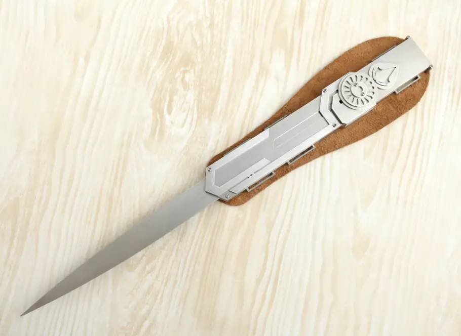Myhiddenblade Assassin's Creed 2 Ezio metal hidden blade  - MyHiddenBlade