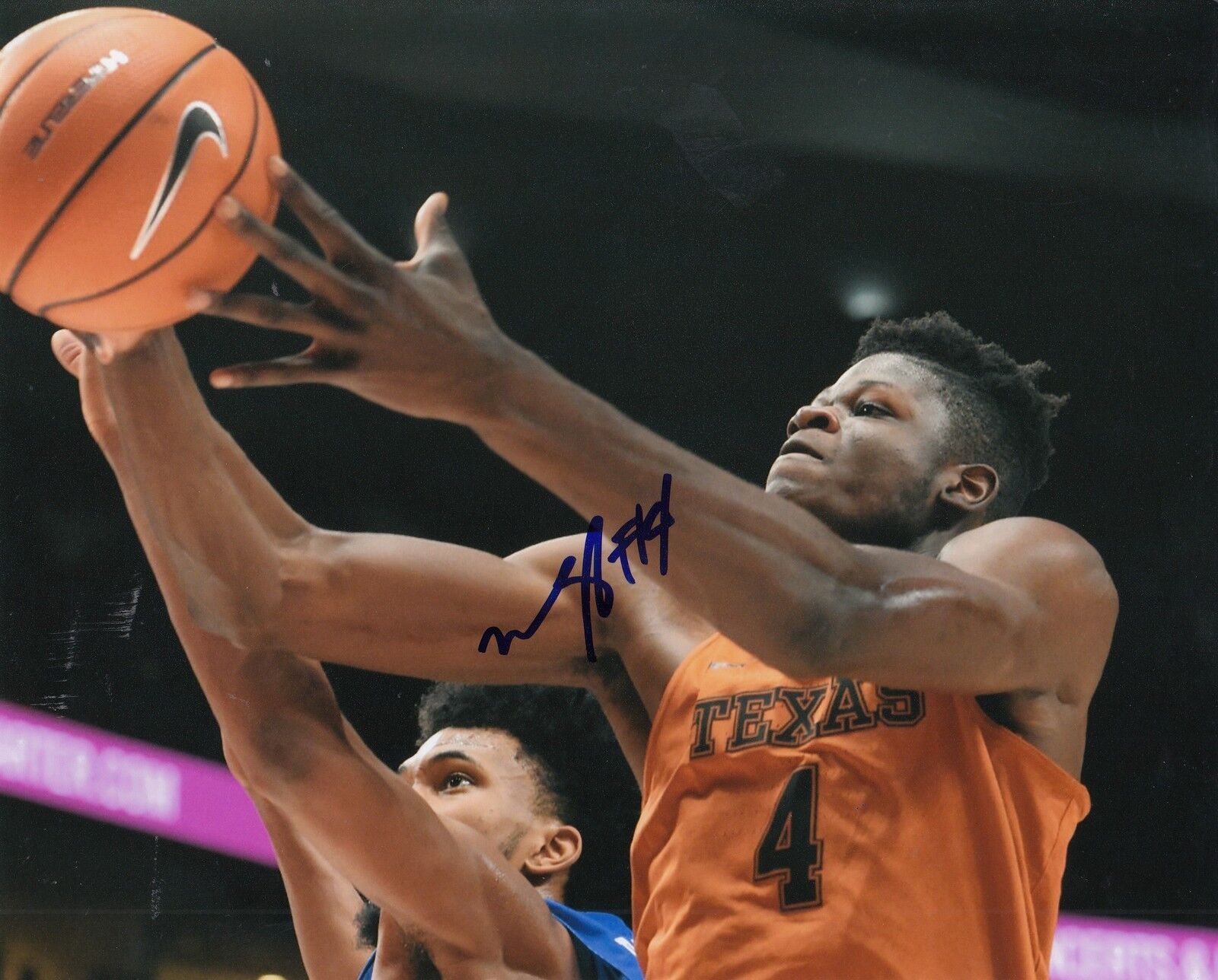 MOHAMED BAMBA signed (TEXAS LONGHORNS) MO Basketball 8X10 Photo Poster painting *PROOF* W/COA #1