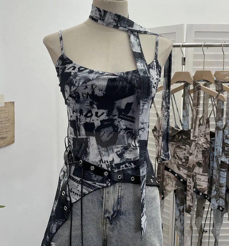 Uveng Spice Girls Newspaper Tie-Dye Printing Net Waste Vest Irregular Rope Ribbon 1197