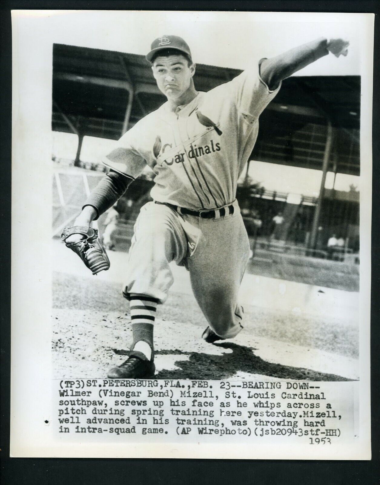 Vinegar Bend Mizell 1953 Press Photo Poster painting St. Louis Cardinals Spring training