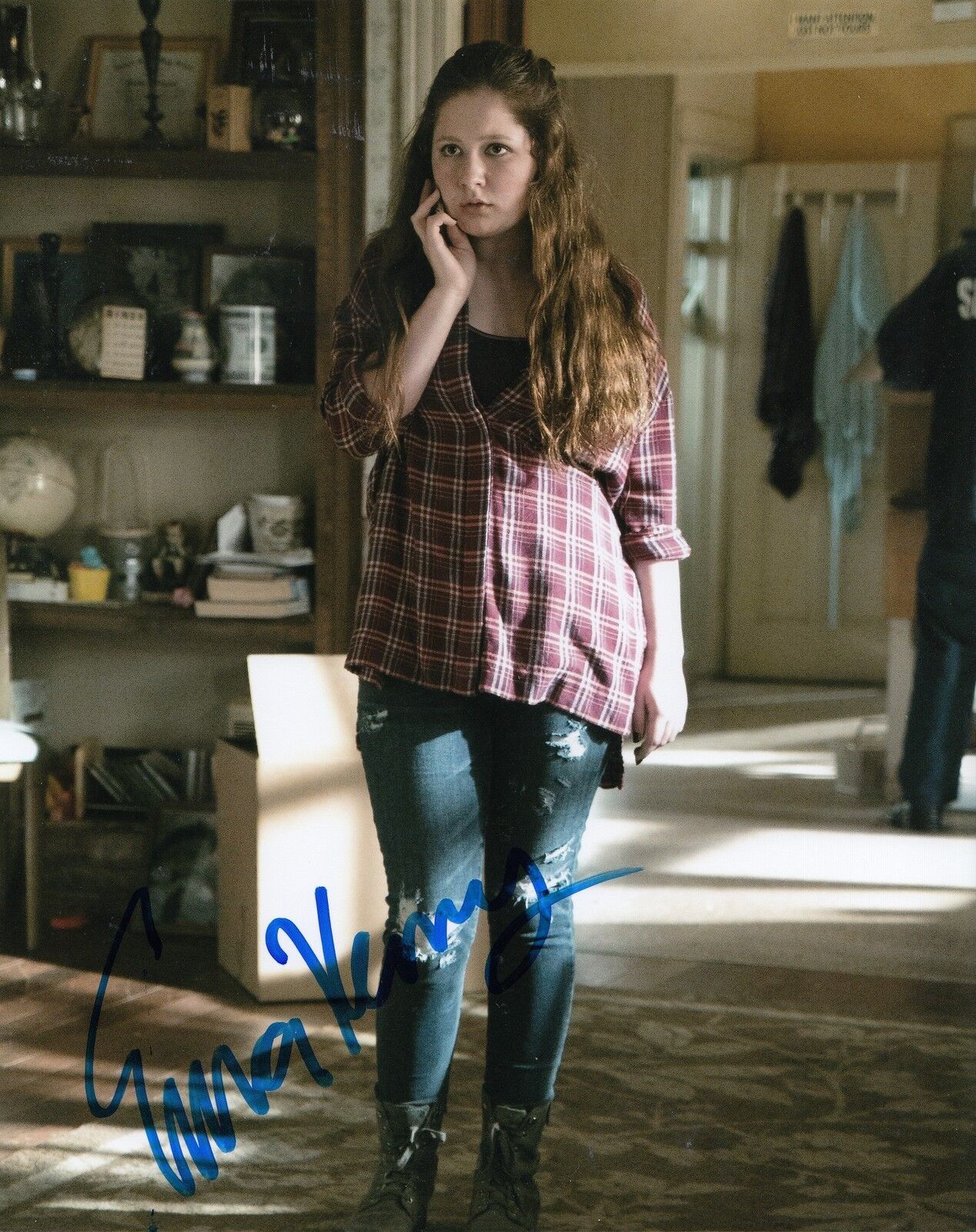 EMMA KENNEY signed *SHAMELESS* 8X10 Photo Poster painting DEBBIE DEBS GALAGHER (PROOF) W/COA #6