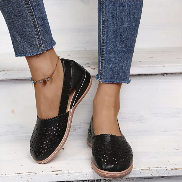 Yyvonne Summer Large-Size Casual Sandals Women's Slopes Hollow Pure Color Single Shoes Low-Heeled Sandals Women