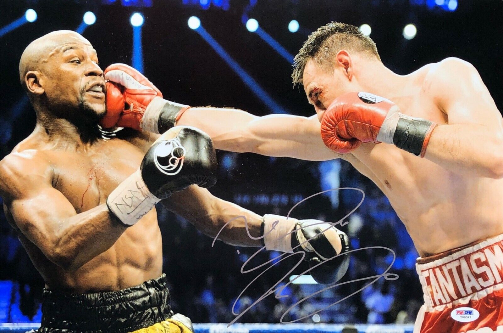 Robert Guerrero Signed Boxing 12x18 Photo Poster painting *The Ghost PSA Y09347