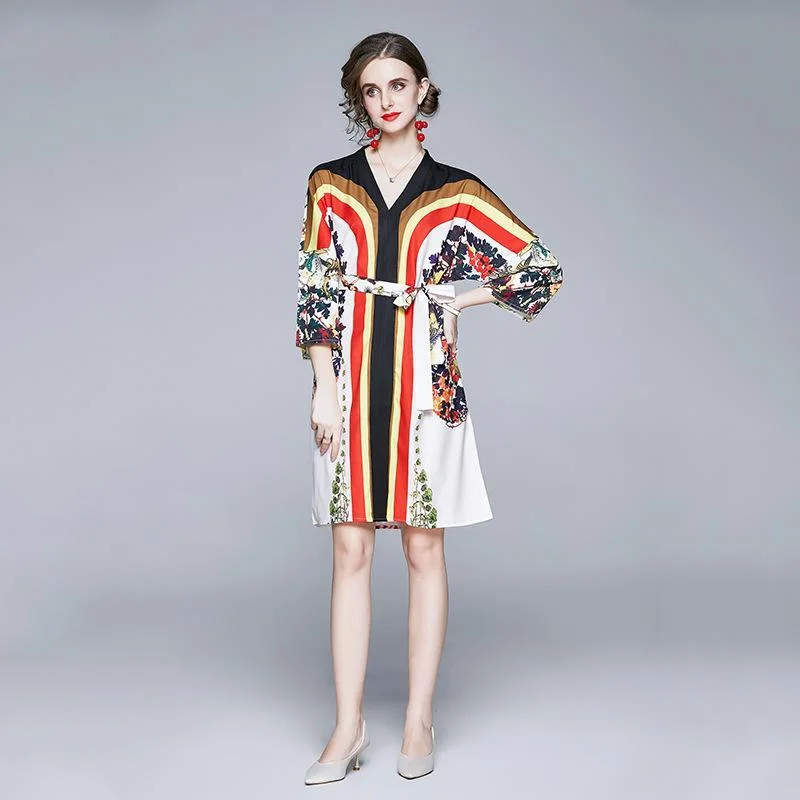 V-neck fashion color matching striped flower print lace-up waist dress