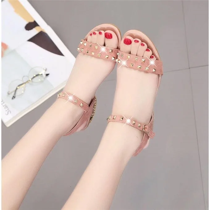  2022 Summer New Style Rhinestone Rivet Suede Sandals Large Size Female Korean Version Of The Thick-Soled Wild Fashion Sandals