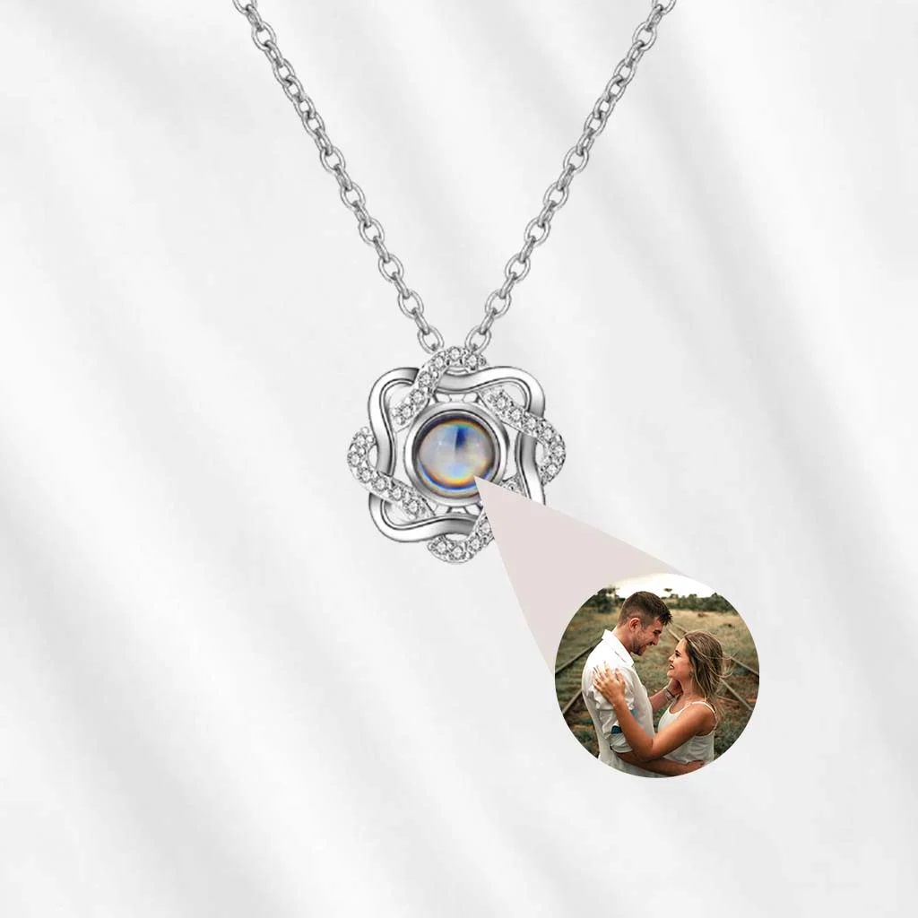 Vangogifts Personalized Photo Projection Necklace Intertwined Threads Pendant Necklace with I Love You in 100 Languages Best Gift for Mom,Wife,Girlfriend
