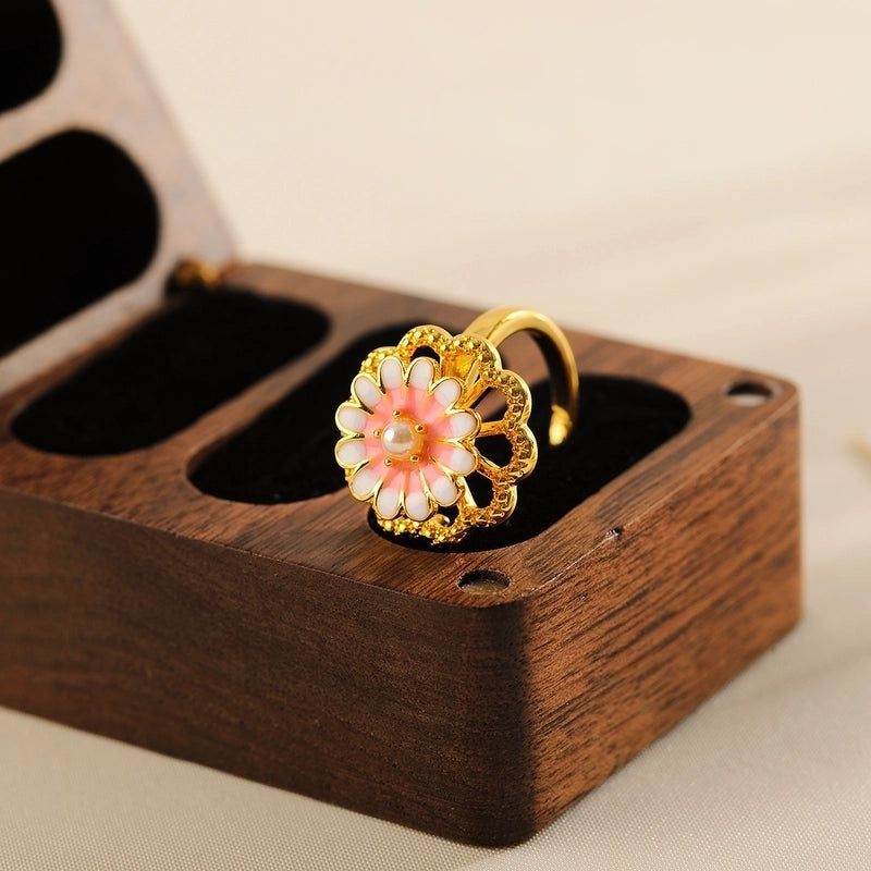 Copper 18K Gold Plated Casual Elegant Luxurious Plating Inlay Chrysanthemum Beads Rings