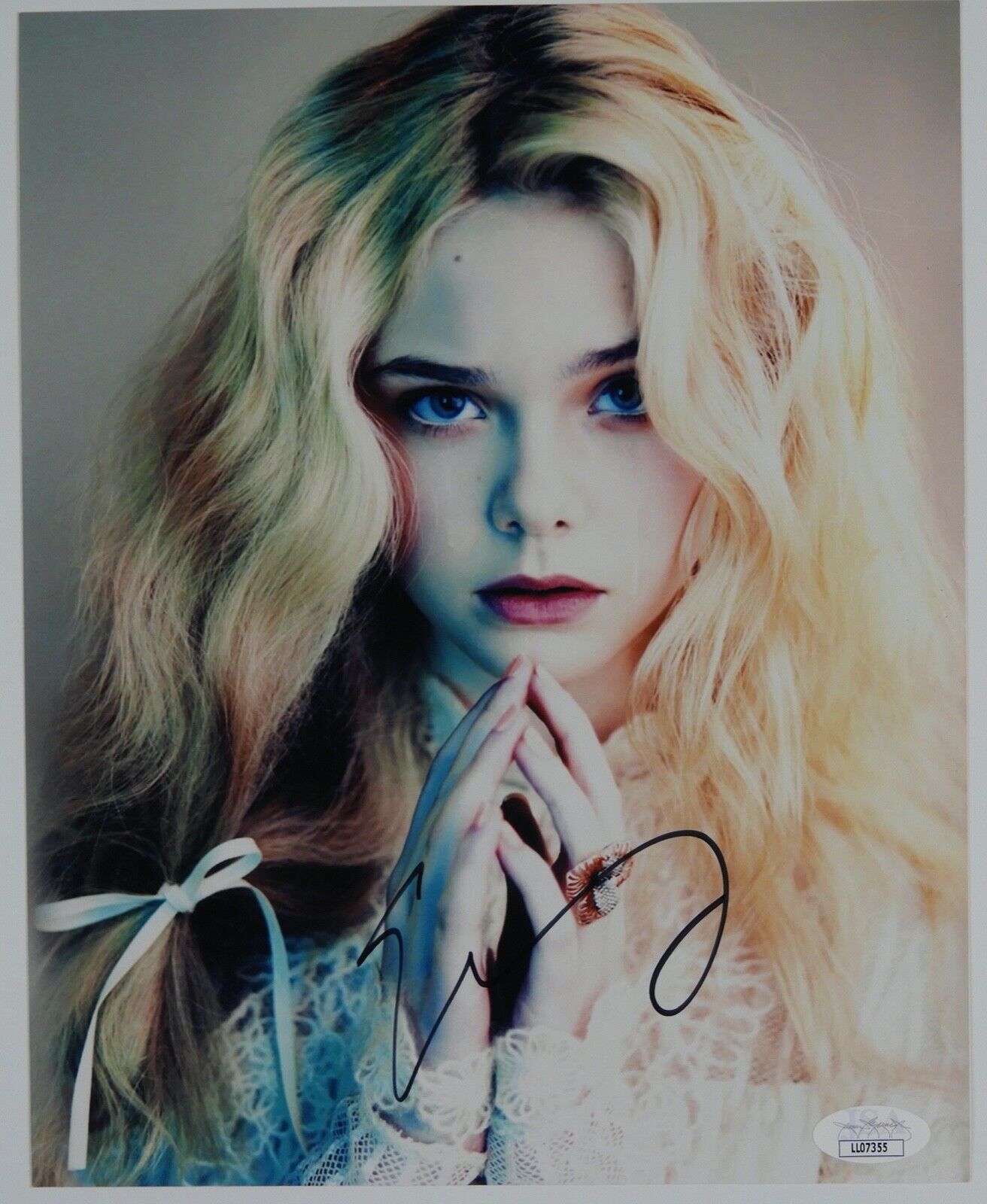 Elle Fanning JSA Signed Autograph 8 x 10 Photo Poster painting