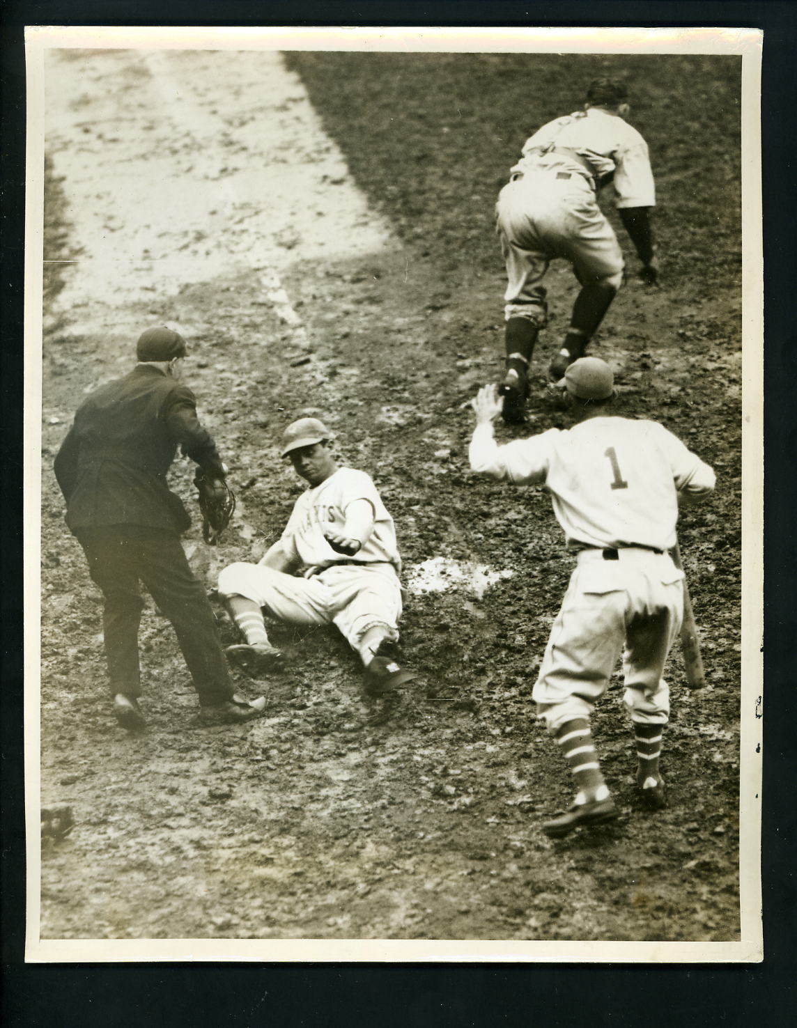 Gus Mancuso Jo-Jo Moore Bill Dickey 1936 World Series Press Photo Poster painting Yankees Giants