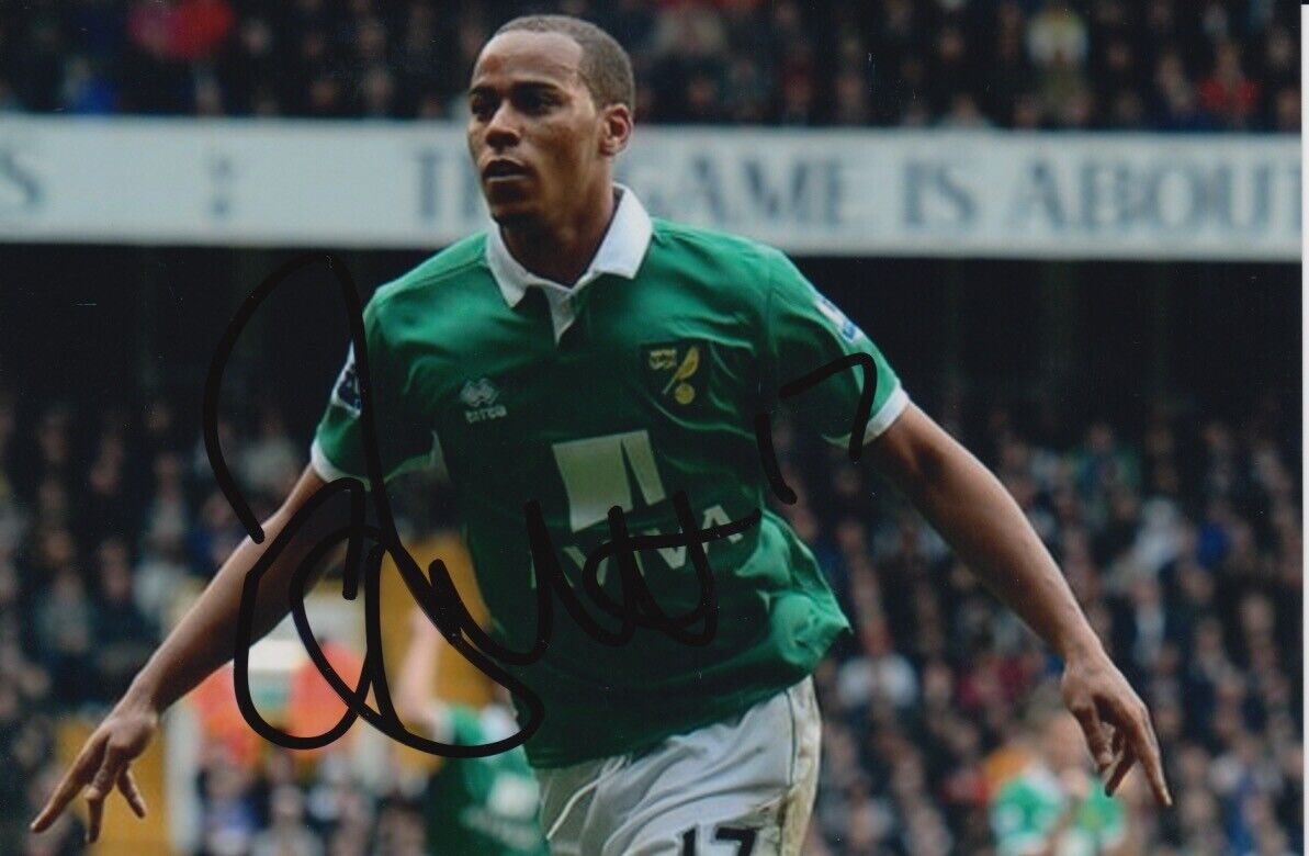 NORWICH CITY HAND SIGNED ELLIOTT BENNETT 6X4 Photo Poster painting 1.