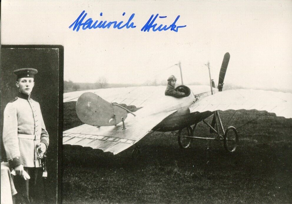 Great War German test pilot HEINRICH HINTZ signed Photo Poster painting - UACC DEALER