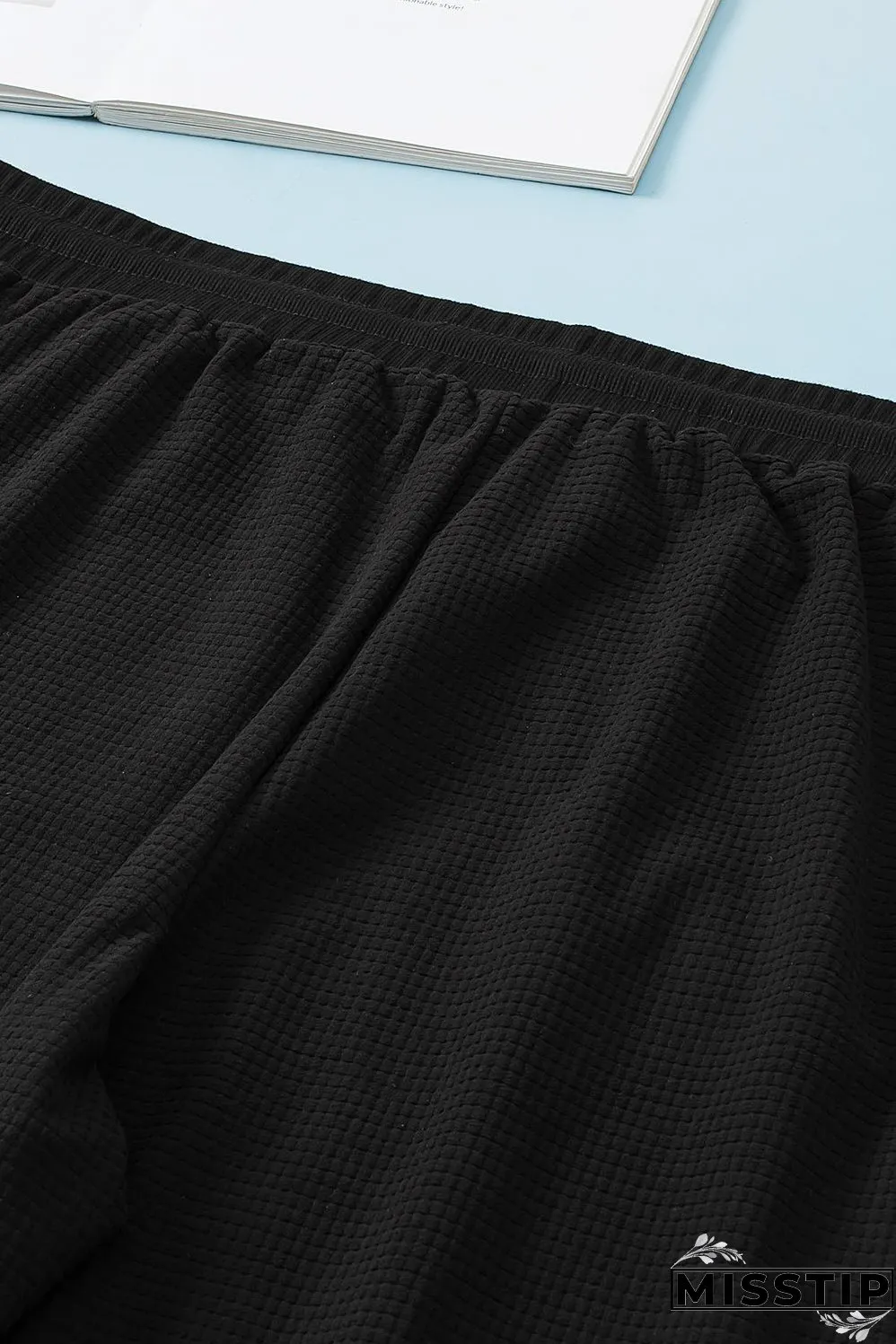 Black Plus Size Textured Exposed Seam Drawstring Jogger Pants