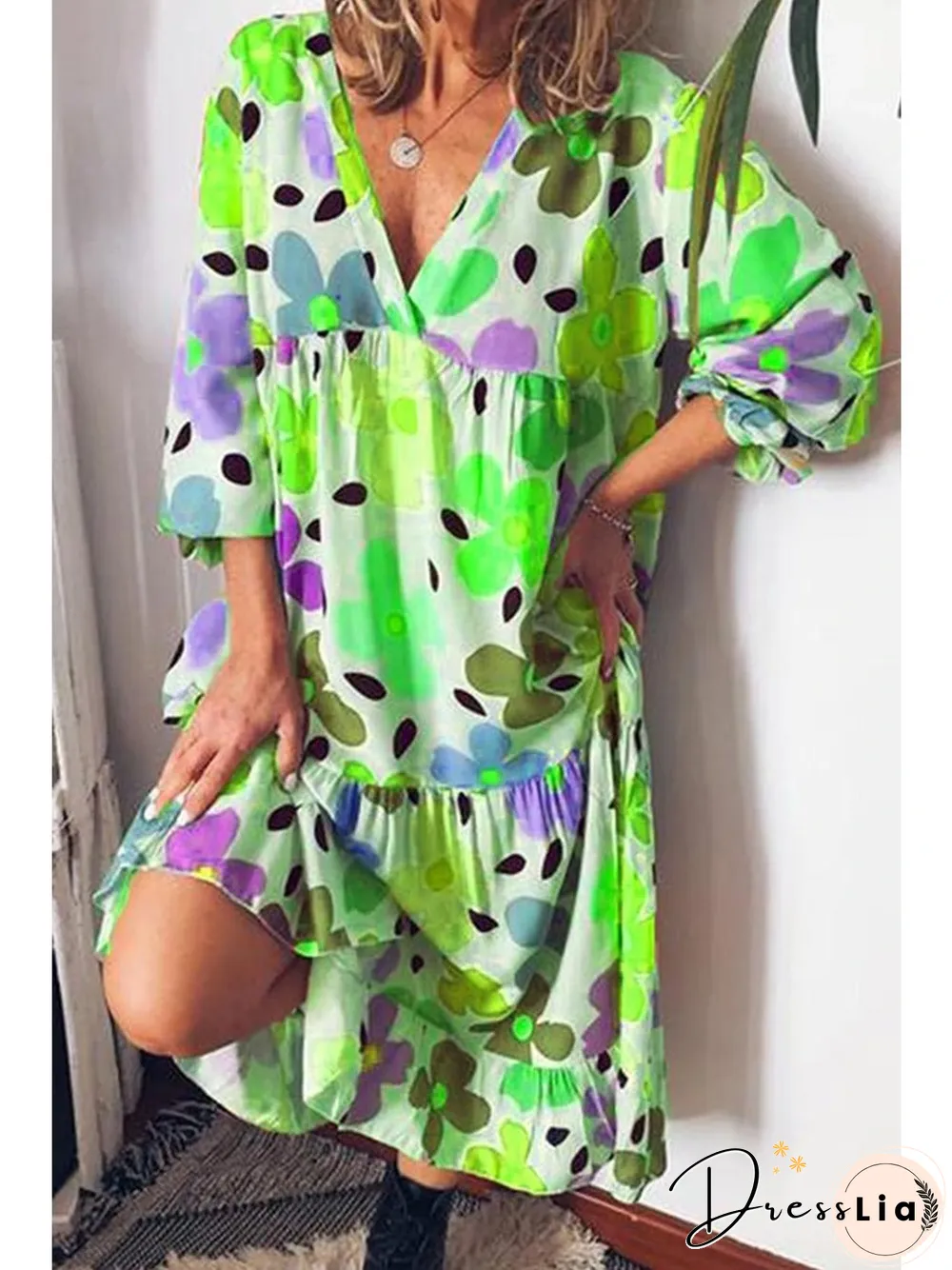 Smart Pattern Print V Neck Dress P14880