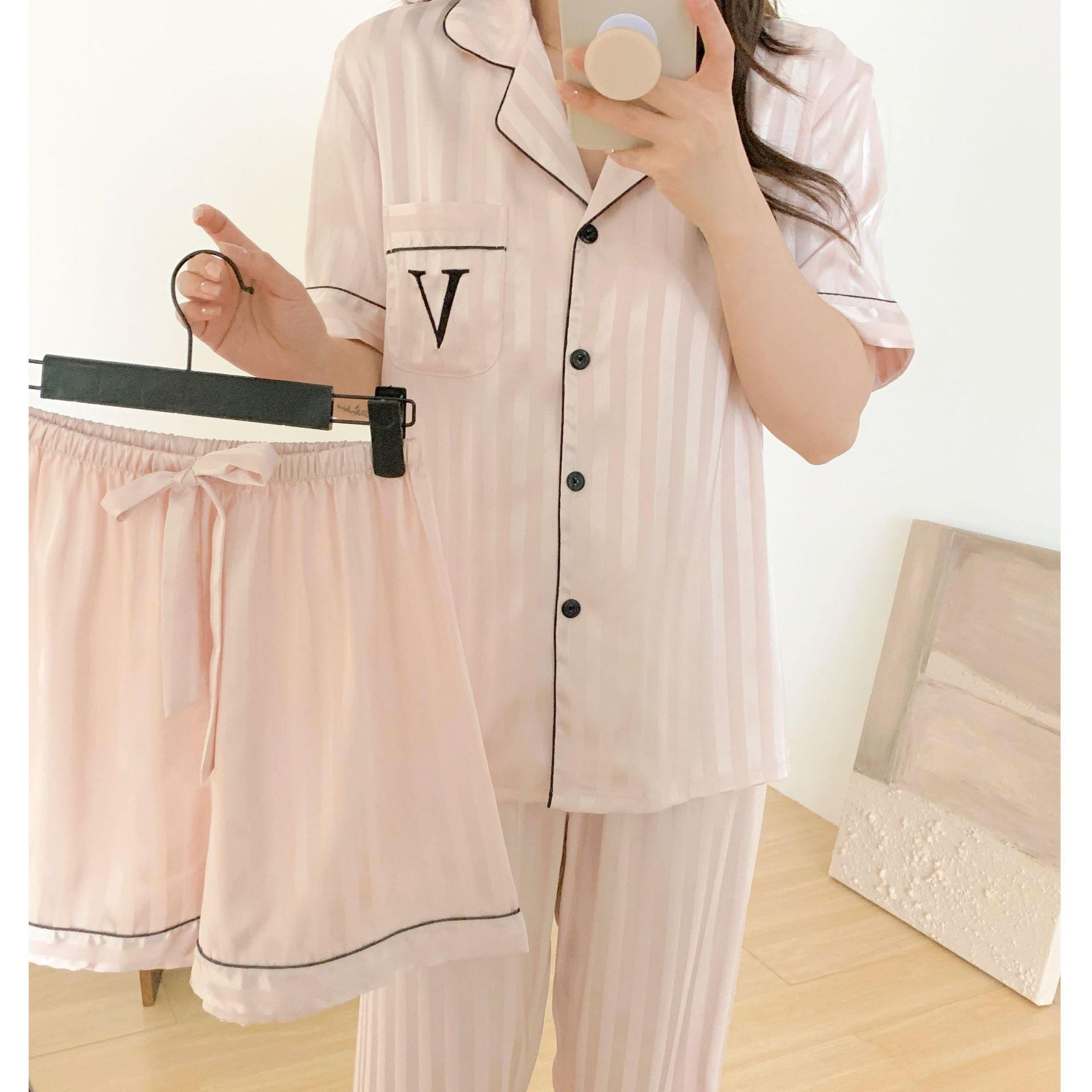 Bayuyun Female Pajamas 3PCS Sleepwear Sweet Print Strawberry Satin Trouser Suits Pijamas Lingerie Loose Casual Home Clothes Loungewear
