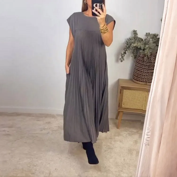 Women's Elegant And Stylish Round-neck Pleated Maxi Dress